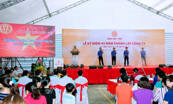 Khóa Việt – Tiệp : Vươn tới đỉnh cao của chất lượng